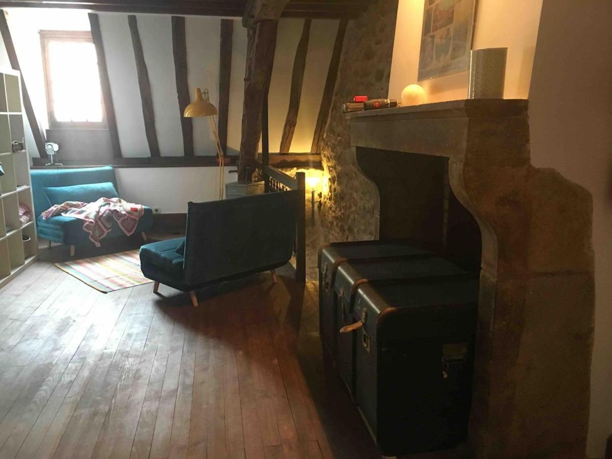 Вилла Grande Maison A Semur En Plein Coeur Historique Экстерьер фото