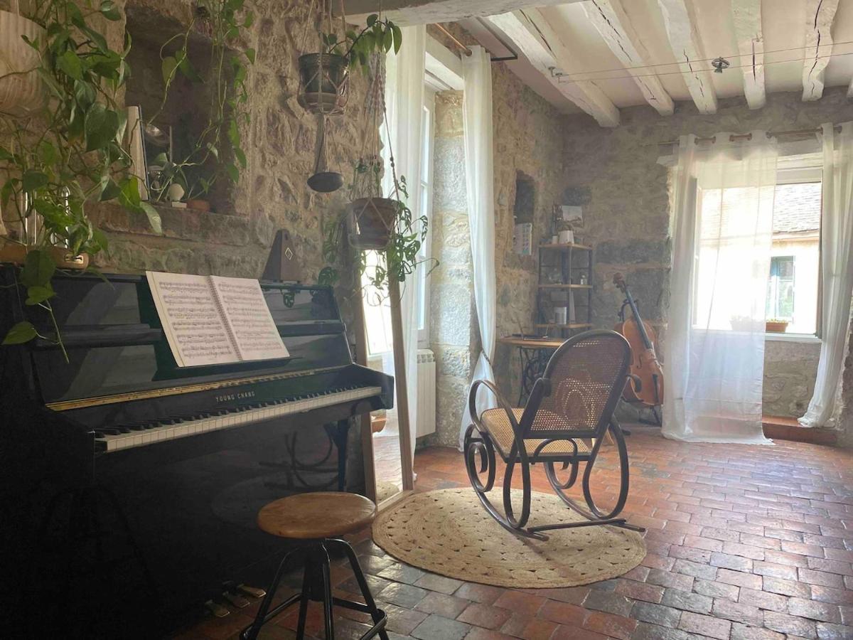 Вилла Grande Maison A Semur En Plein Coeur Historique Экстерьер фото